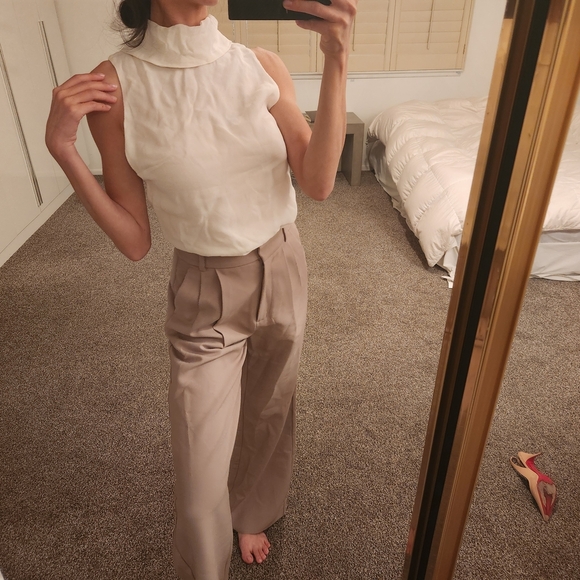 Reformation Cream Silk Blouse - Picture 2 of 11